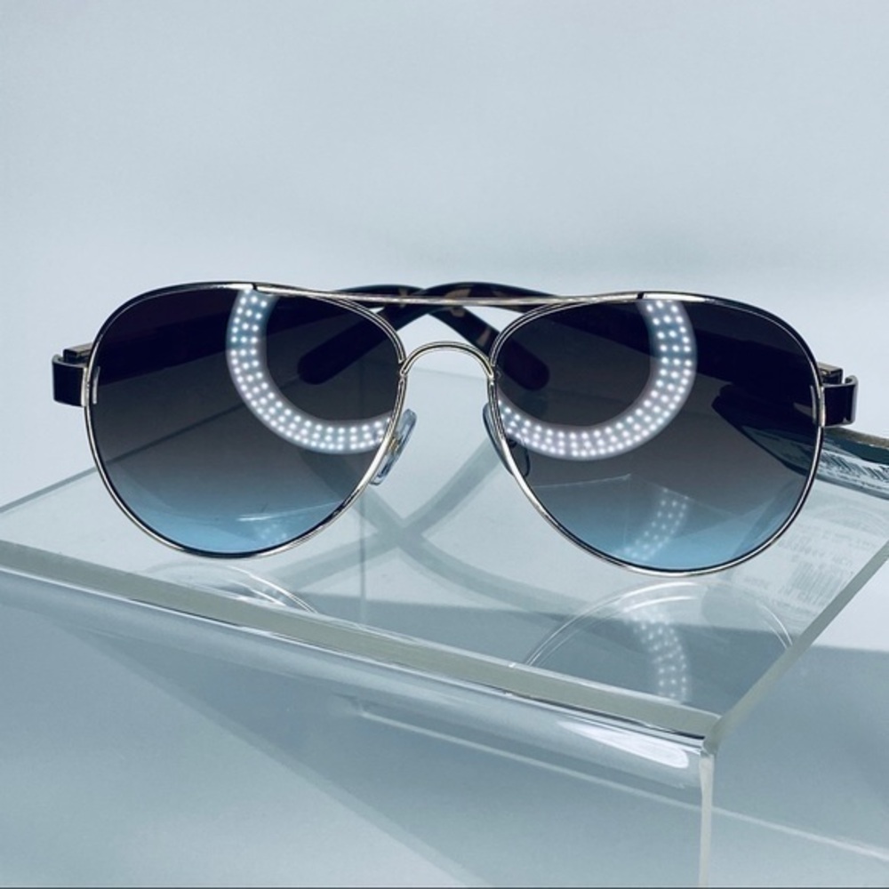 REVLON GOLD Accent Sunglasses